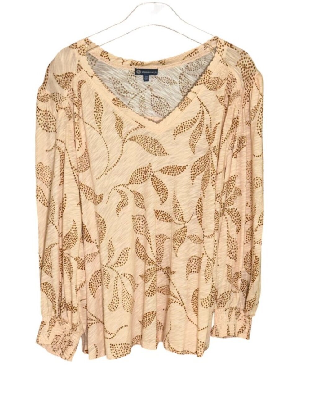 Democracy 3X Sienna Leaf Print Peasant Top NWT Light Peach